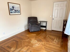 396 Upper Main St, Unit Upper Main Street Apt. 1 in Morristown, VT - Foto de edificio - Building Photo