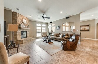 5505 San Clemente Dr in Midland, TX - Foto de edificio - Building Photo