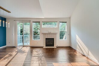2300 Benson Rd S in Renton, WA - Building Photo - Building Photo