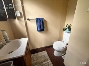 702 W High St in Urbana, IL - Building Photo - Building Photo