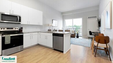 1600 NW 38th St in Kansas City, MO - Building Photo - Building Photo