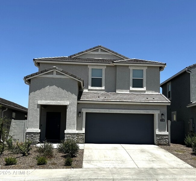 property at 2116 W Sable Ave