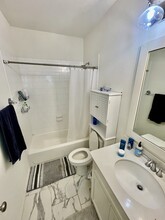 2641 Frazier Ave in Fort Worth, TX - Building Photo - Building Photo