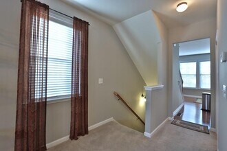 501 Grove Field Ct NW in Suwanee, GA - Building Photo - Building Photo