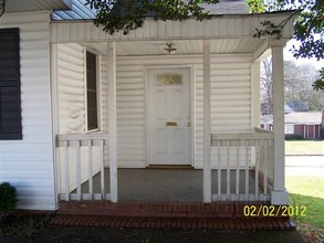 214 Hamilton Ave in Bremen, GA - Building Photo - Building Photo