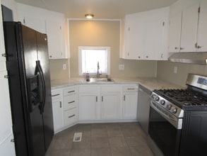 3841 N Cascade Ave in Colorado Springs, CO - Building Photo - Building Photo