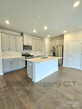 157 Shepherds Lndg Dr in Mooresville, NC - Building Photo - Building Photo