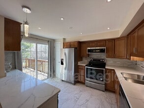 10201 Millstream Dr in Gaithersburg, MD - Building Photo - Building Photo