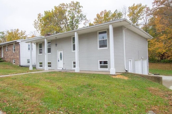 property at 1909 Newton Dr