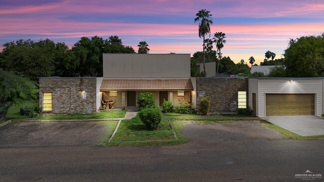 property at 8 Continental Dr