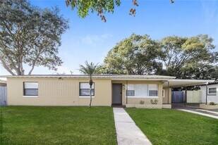 1916 Colton Dr in Orlando, FL - Building Photo