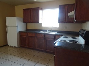 3108 Potomac Loop-Unit -#3 in Laredo, TX - Building Photo - Building Photo