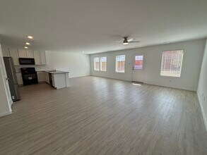 221 Adelina Dr in Little Elm, TX - Building Photo - Building Photo