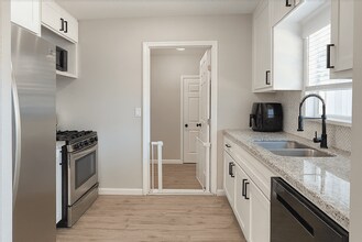 7337 St Louis St in Houston, TX - Building Photo - Building Photo