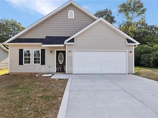 property at 1725 Peachtree St