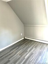 207 Hobart St in Meriden, CT - Building Photo - Building Photo