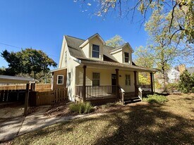 718 Indianola Ave in Ann Arbor, MI - Building Photo