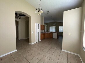 13717 Ogakor Dr in Riverview, FL - Building Photo - Building Photo