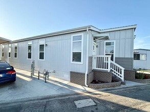 14352 Beach Blvd in Westminster, CA - Building Photo - Building Photo
