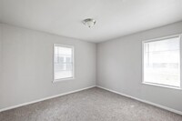 4922 Alvin St photo'