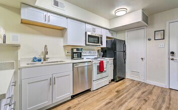 4191 W 7th St in Little Rock, AR - Building Photo - Building Photo