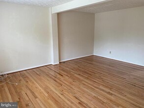 7322 Hidden Cove in Columbia, MD - Building Photo - Building Photo