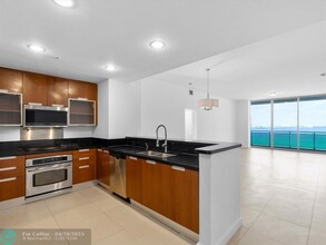 7901 Hispanola Ave in North Bay Village, FL - Building Photo - Building Photo