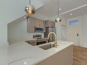 1701 N Front St in Harrisburg, PA - Building Photo - Building Photo