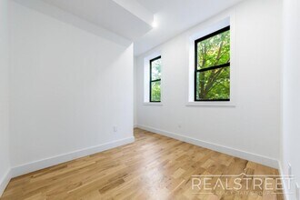 Malcolm X Blvd in Brooklyn, NY - Building Photo - Building Photo