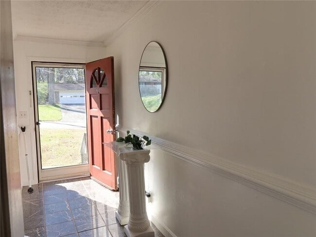 651 Mincey Woods Ct in Stone Mountain, GA - Building Photo - Building Photo