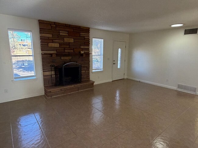 1296 Ocotillo Dr in Sierra Vista, AZ - Building Photo - Building Photo