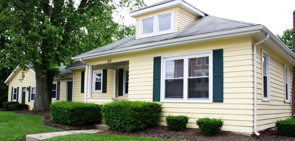 231 E Chestnut St in Oxford, OH - Foto de edificio