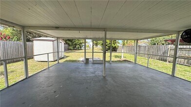 2819 Plunkett St in Hollywood, FL - Foto de edificio - Building Photo
