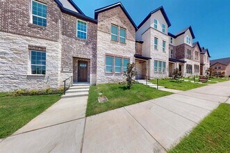 3425 Sanjeev Dr in Irving, TX - Building Photo - Building Photo