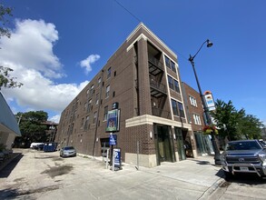 3122 N Broadway in Chicago, IL - Building Photo - Building Photo