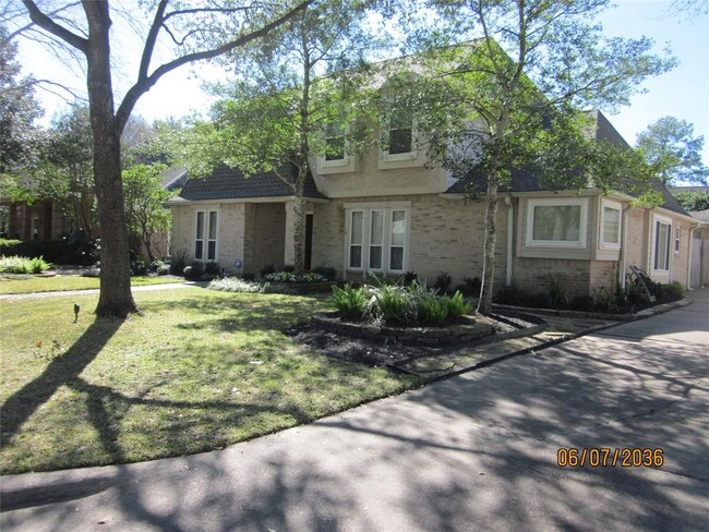 7710 Creek Glen Dr in Houston, TX - Building Photo - Building Photo