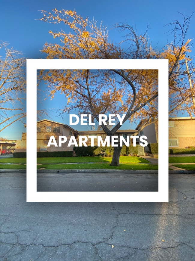 526 S 1st Ave, Unit 4 in Covina, CA - Foto de edificio - Building Photo