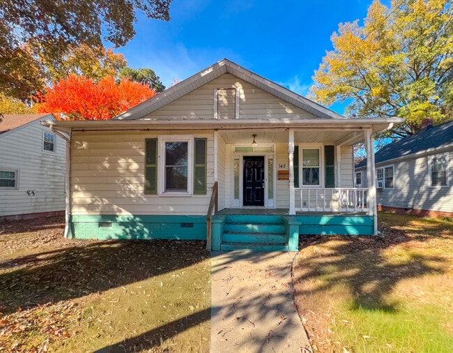 property at 142 Windsor Ave