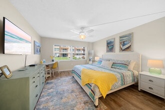 10 Sunflower St in Cocoa Beach, FL - Building Photo - Building Photo