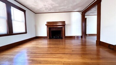 66 Willow St in Quincy, MA - Building Photo - Building Photo