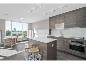 13398-13104 104 Ave in Surrey, BC - Building Photo - Building Photo