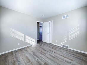 1853 Fisher St in Madison, WI - Foto de edificio - Building Photo