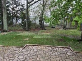 165 Susan St in Toms River, NJ - Building Photo
