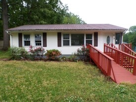 2444 22nd St N in Bessemer, AL - Building Photo