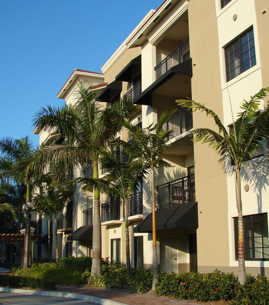 4905 Midtown Ln in Palm Beach Gardens, FL - Building Photo