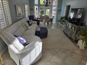 1446 Portofino Dr in Vista, CA - Building Photo - Building Photo