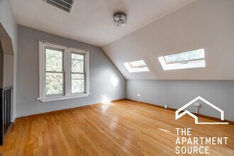 2655 W Homer St, Unit 3 in Chicago, IL - Building Photo - Building Photo