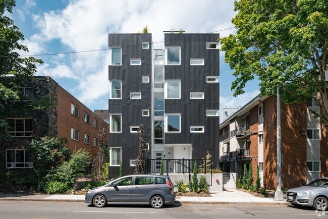 property at 314 1st Ave S