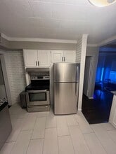 3268 Prairie Ave in Royal Oak, MI - Building Photo - Building Photo