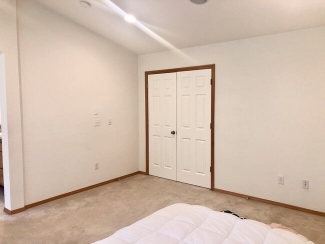 Stunning Harbor Home on a Prime Lot! in Lynnwood, WA - Building Photo - Building Photo